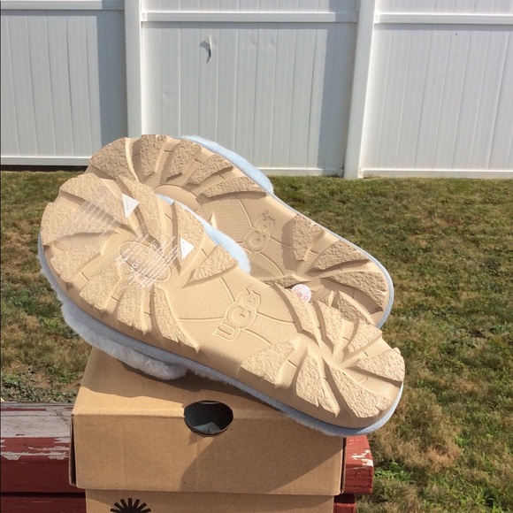 UGG Cozette Slippers - Picture 6 of 8